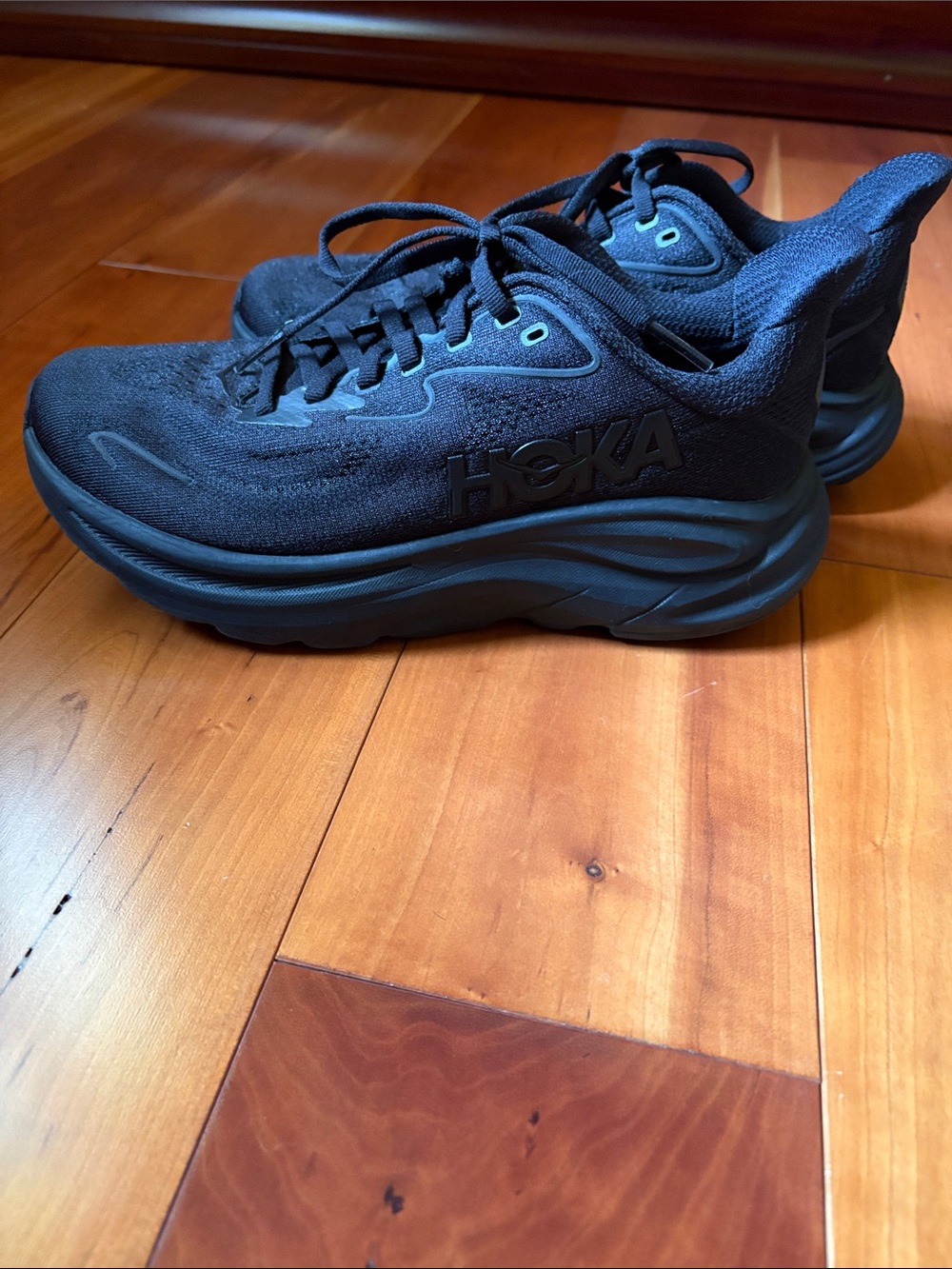 Hoka Clifton 10 Women’s size 7